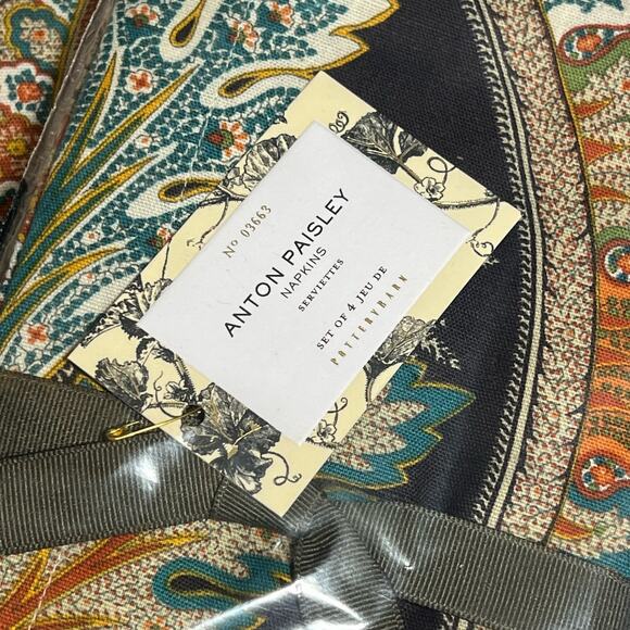 Pottery Barn Anton Paisley Table Runner/Napkins NWT - Picture 4 of 5
